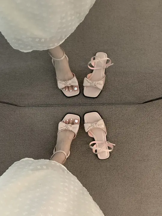 フラットサンダル【リボンデザイン・オープントゥ・女性用・夏に最適・ドレスにぴったり】（セットアップ対応）