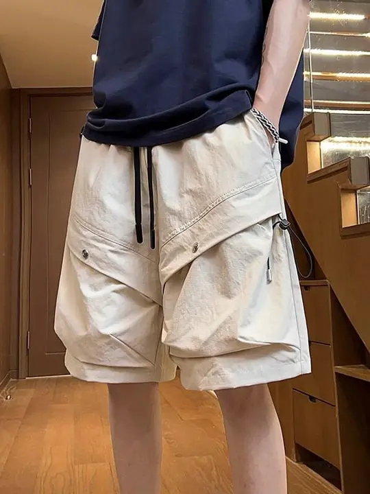 アメリカンスタイルの工装ショートパンツ【夏用・フィット・カジュアル】
