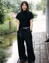 波浪型 ゆったり ブラック ワイドパンツ レディース 様々なシーンに最適