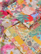 花柄のコットン生地【DIY用・サマードレスに最適】