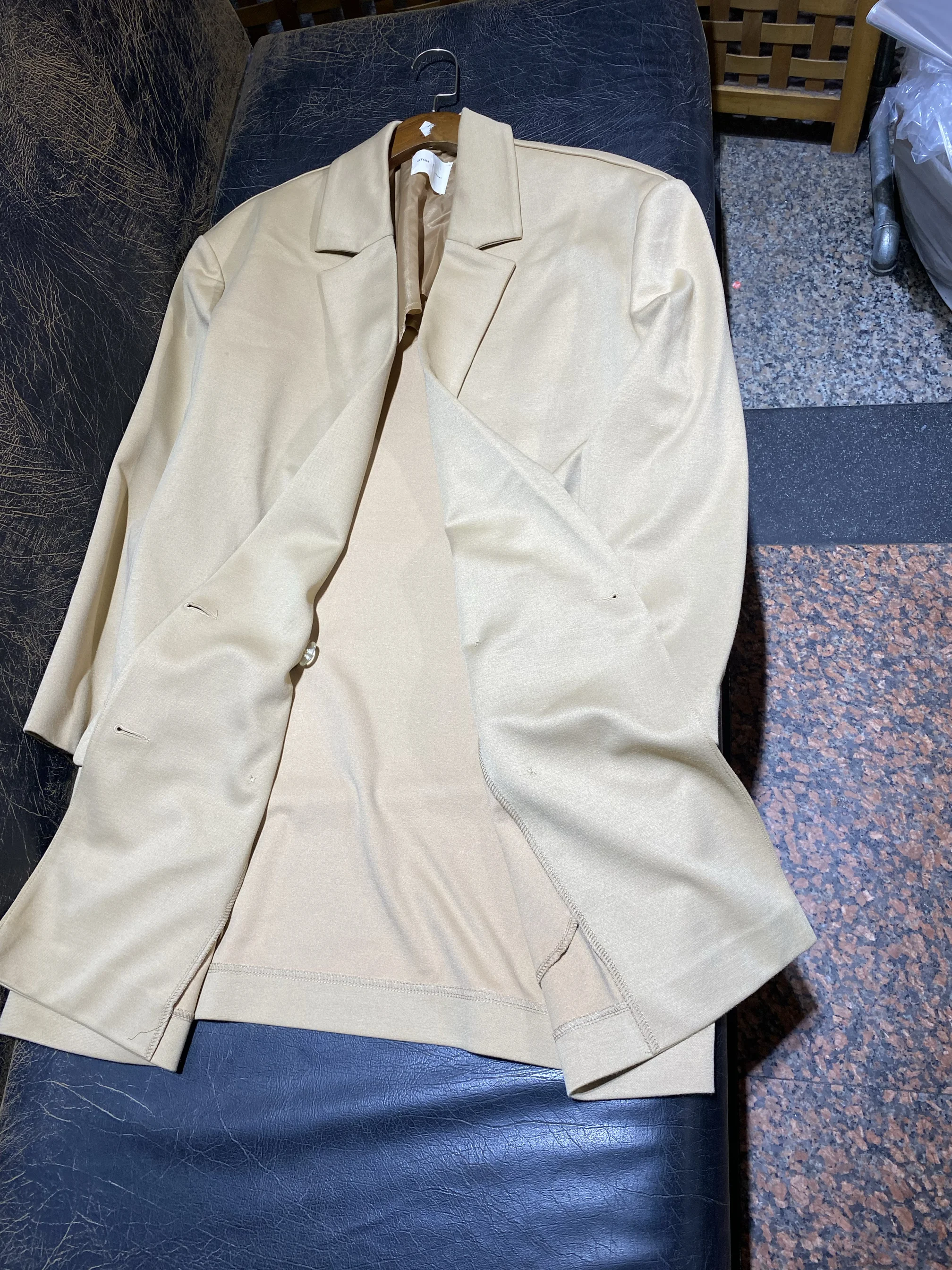 デニムジャケット コーデ 完全ガイド｜通勤・冬・日常で失敗しない着こなしの秘密