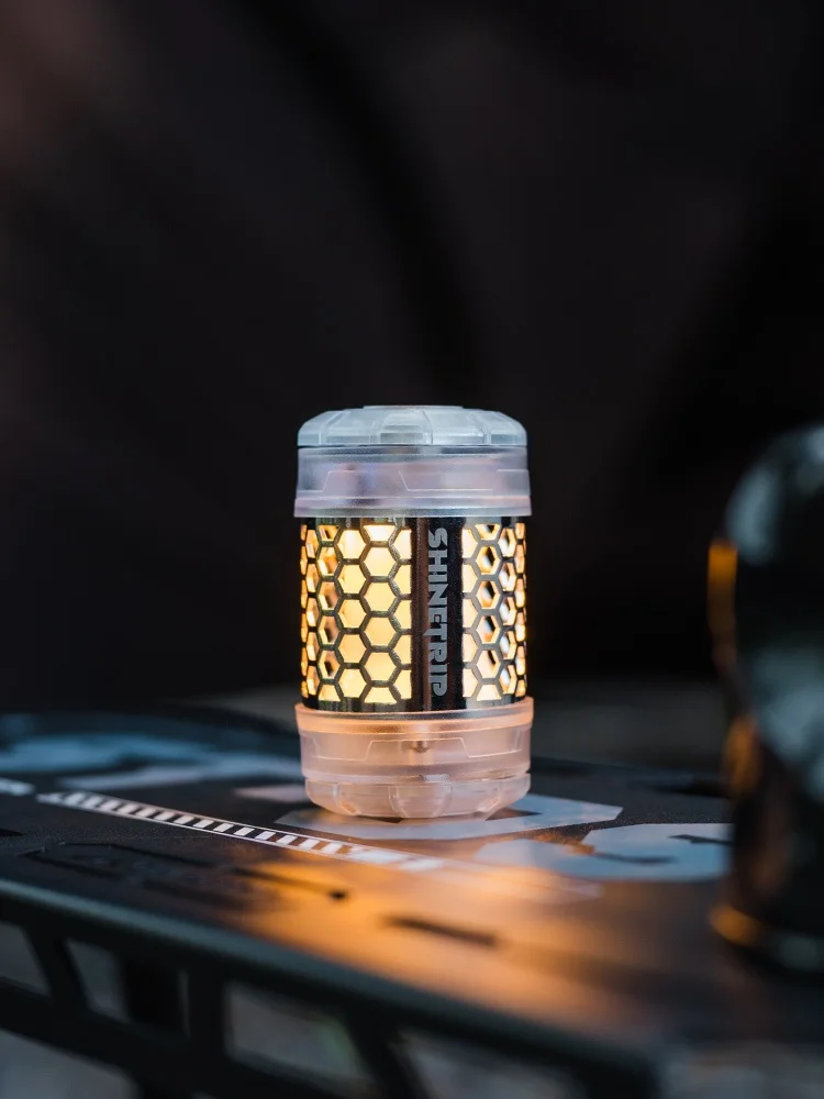 テント内照明を選ぶべきポイントは？長時間使えるLEDハンギングライトが今、注目されている理由