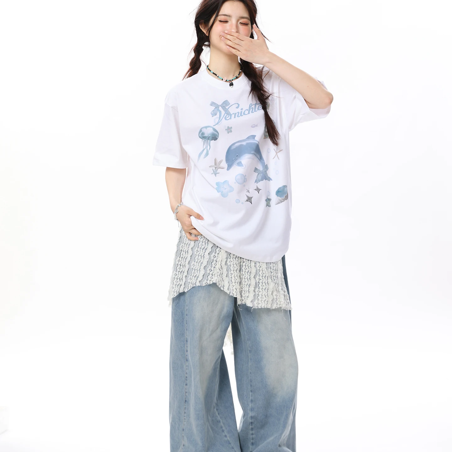 東京秋葉原アニメで人気のカジュアルプリントTシャツ：女性向けルーズフィットデザインの実用性とシーン別適用