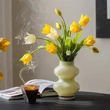 リアルな質感の高級チューリップ擬似花【リビングやダイニングテーブル装飾用】