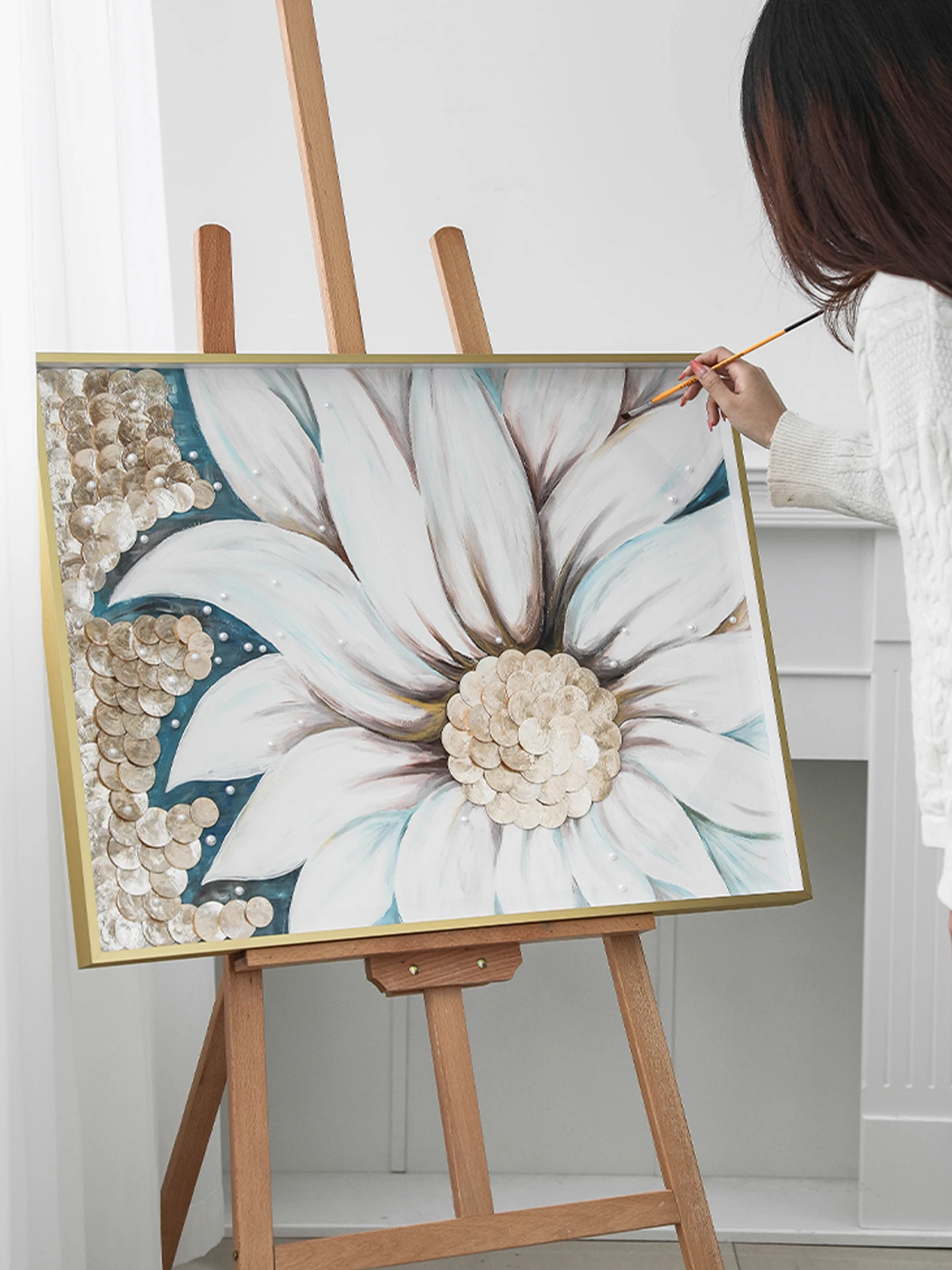 リビングに輝くひとときをどう選ぶ？フラワーアートの手描きオイルペイント壁掛け画の選び方
