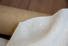 薄手のストレッチ素材 シャツワンピース用布地【浅いベージュ・チェック柄・デザイン感】