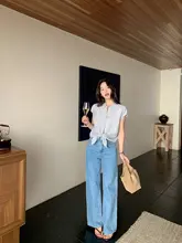 ホワイトのワイドレッグデニムパンツ【女性用・ストレート・ロング丈・小柄対応】