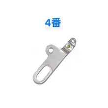 4本糸カバーステッチミシン 下糸通し部品 糸通し穴