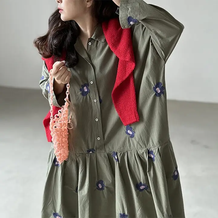 秋季ヴィンテージスタイルの刺繍デザインワンピース【衿付き・ゆったり長袖・花柄】
