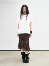 肩型を美しく見せる！ゆったりシルエットの短袖Tシャツ【多色展開・重ね着対応】