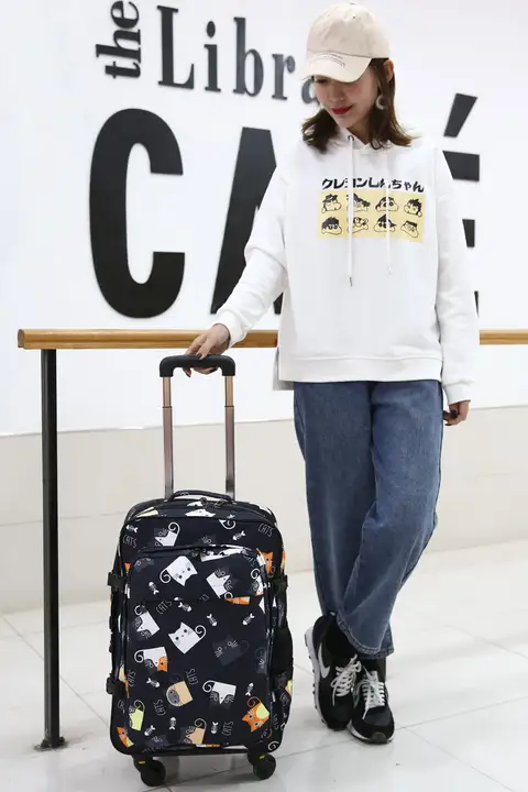 多機能リュックサック【旅行用・軽量・男女兼用】（セットアップ対応）