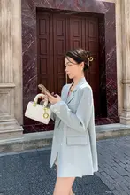 清涼感あるミントグリーンのゆったりとした薄手ジャケット【レディース・秋春用・シルエット美人】