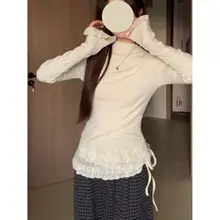 レースフリル付き長袖Tシャツ【白色・細身・秋冬用・重ね着対応】