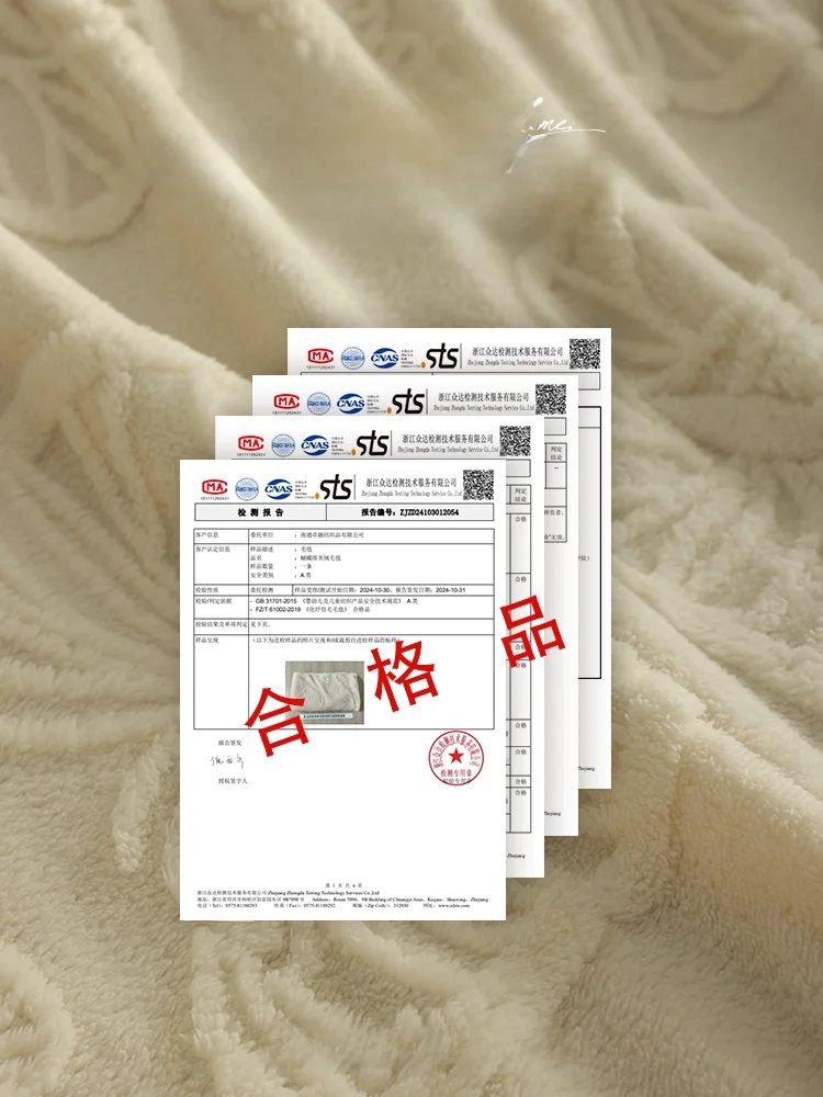 防滑窓台マットのデザインと機能：子供部屋向けクリーム色クッションの実用性解析