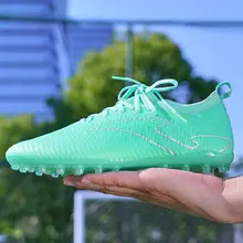 軽量透湿設計のサッカーシューズ【男性用・ソックス付き・プロフェッショナルトレーニング用】