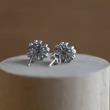 S925純銀製 桜花イヤリング【気品あふれるデザイン・通勤用・軽やかなスタイル】