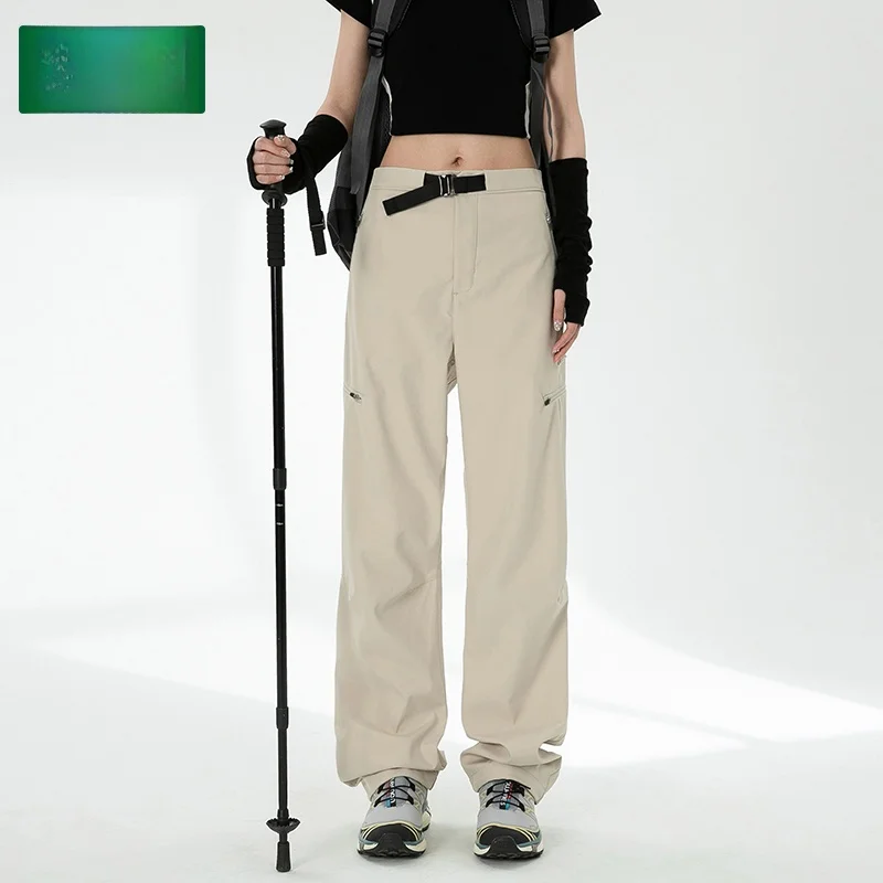 ハイキングパンツを選ぶときに迷うのは、本当に「機能」なのか？