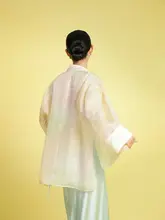 国風スタイルのシルク刺繍ブラウス【透け感・牡丹デザイン・アート風】