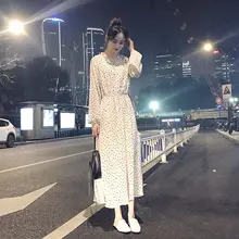 米白色の長袖シフォンワンピース【Vネック・ドット柄・ウエストゴム】