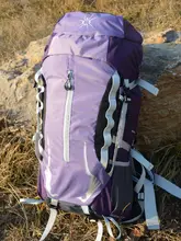 軽量登山リュックサック【男女兼用・大容量・背面システム】