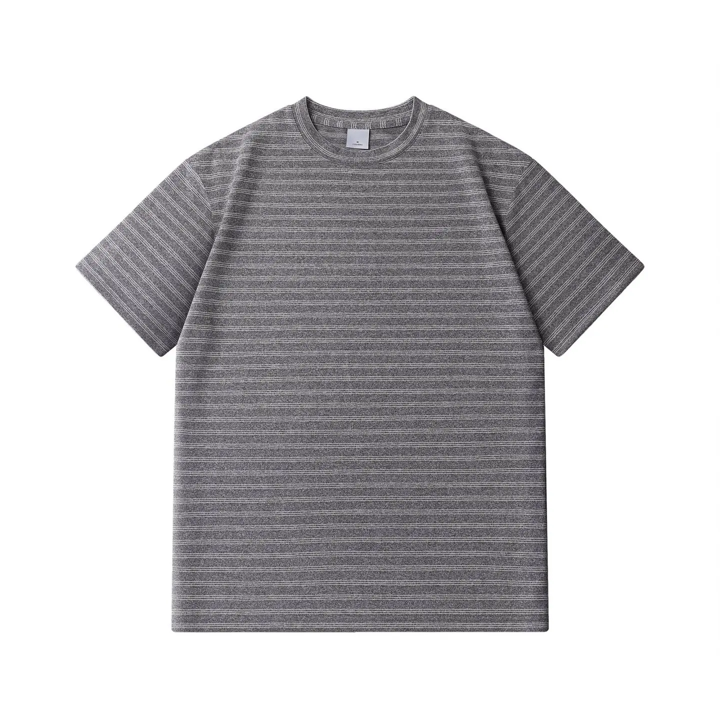 レトロストライプの半袖Tシャツ：重ね着に最適な通気性とフィット感のバランス