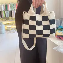 モノクロ チェッカーパターン トートバッグ【女性用・カジュアル・ショルダー付き・通勤・スクエアデザイン】
