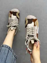 真皮製平底パッチ付き丸頭レースアップシューズ【女性用・柔らかな靴底】