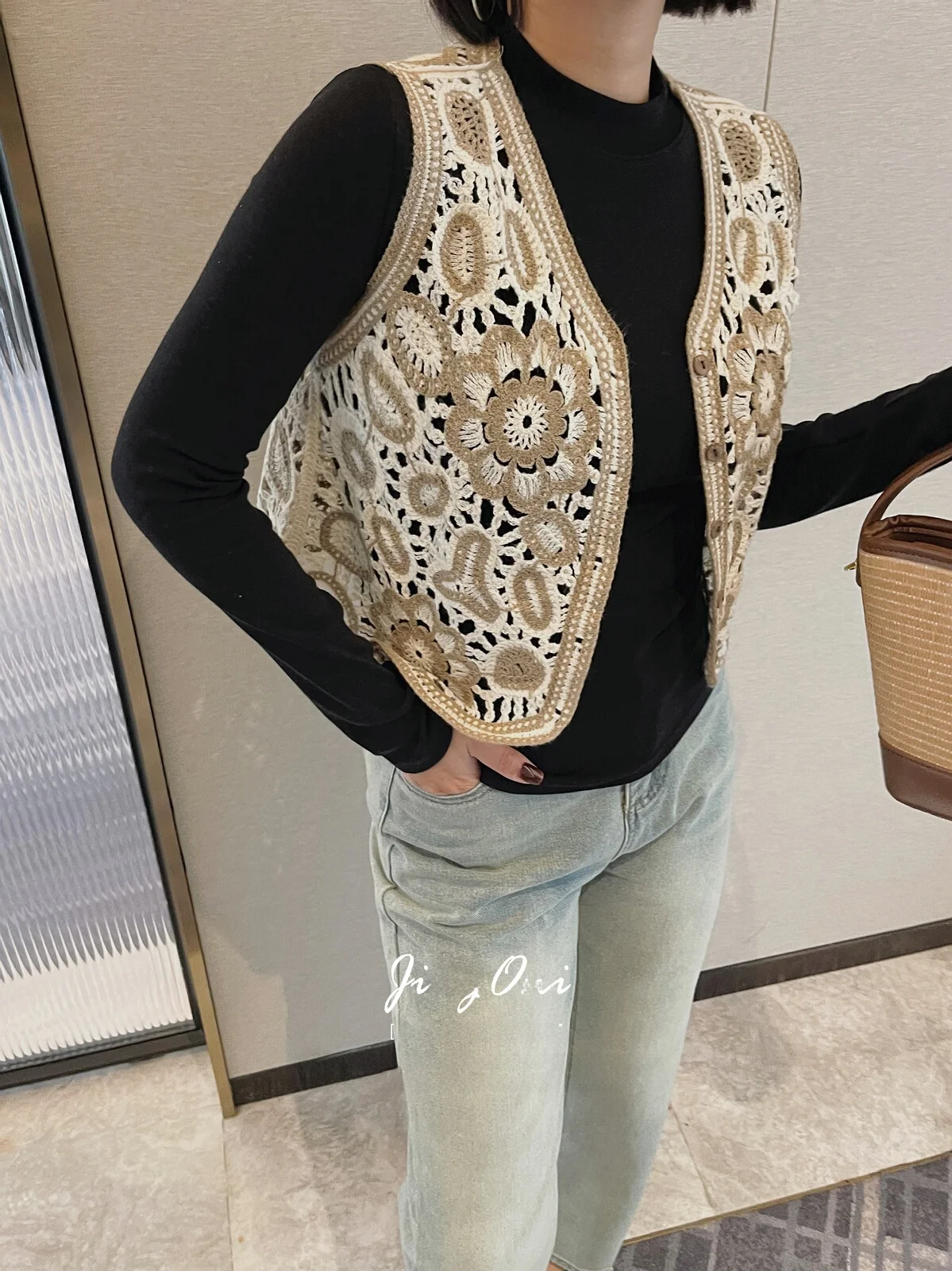 夏服ベストを選ぶときに迷うなら、この1点で解決できる？