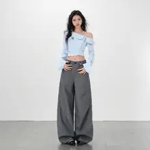 レトログレーのワイドレッグスーツパンツ【ゆったりシルエット・スタイリッシュデザイン・女性用】