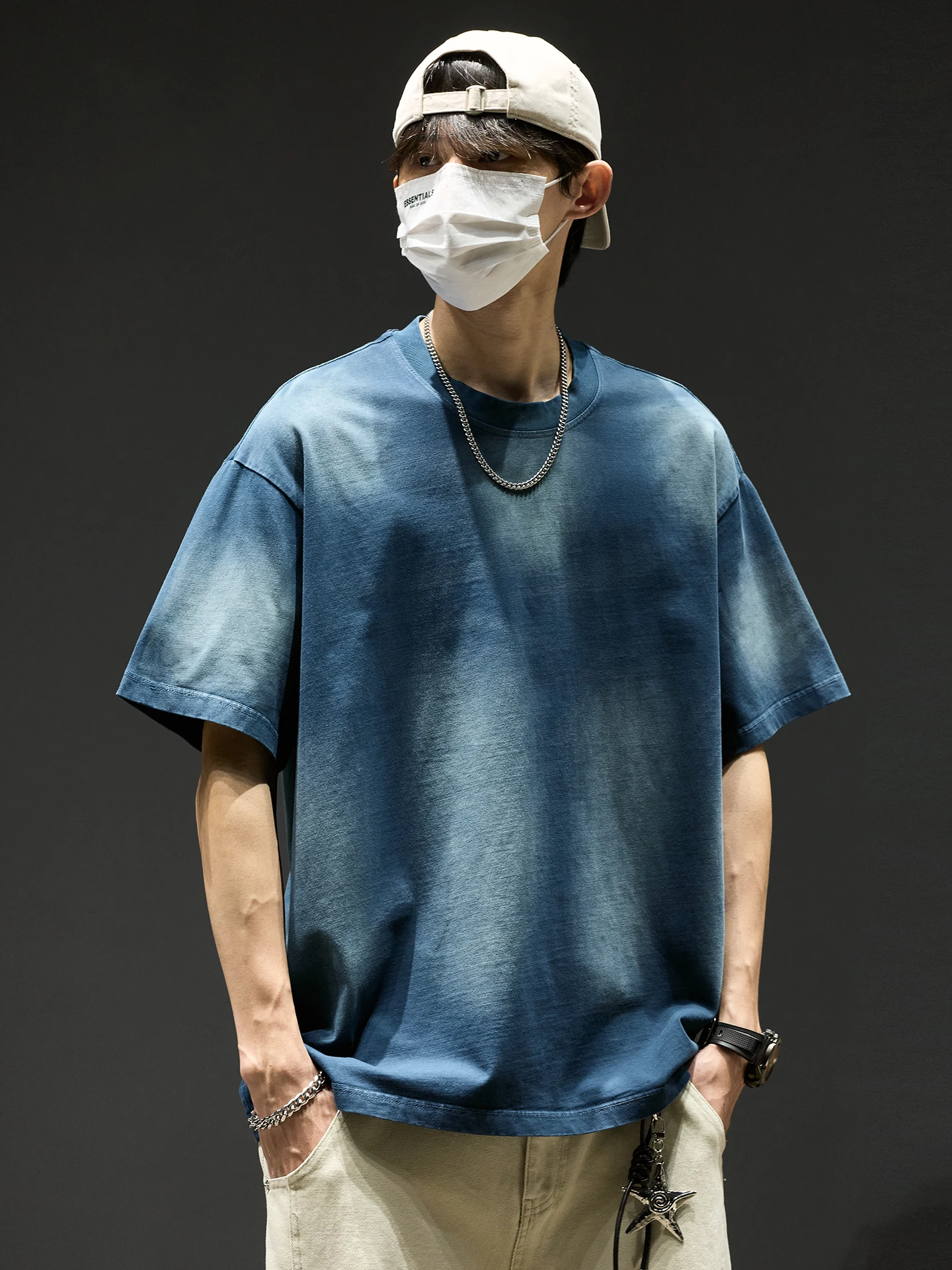 メンズ半袖Tシャツはどう選ぶ？アメリカンスタイルの洗いざらしコットンTシャツが夏の日常を救う理由