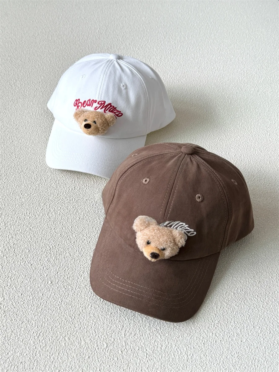 熊デザインの高品質ベースボールキャップ：シール貼ったままの使い方と保存法