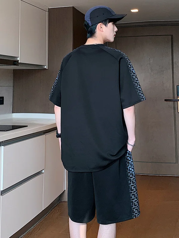 アイスシルク速乾 メンズ 半袖シャツとショートパンツセットの実用性と季節適性