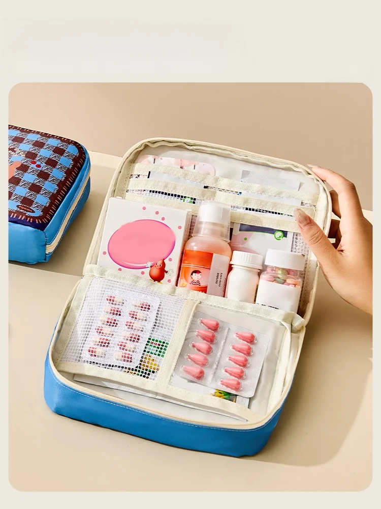 修学旅行に医薬品を忘れずに持ちたい！本当に必要な医薬品ポーチはどれ？