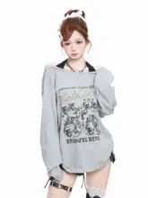 オフショルダー長袖Tシャツ【カジュアル・プリント・春用・デザイン性あり】