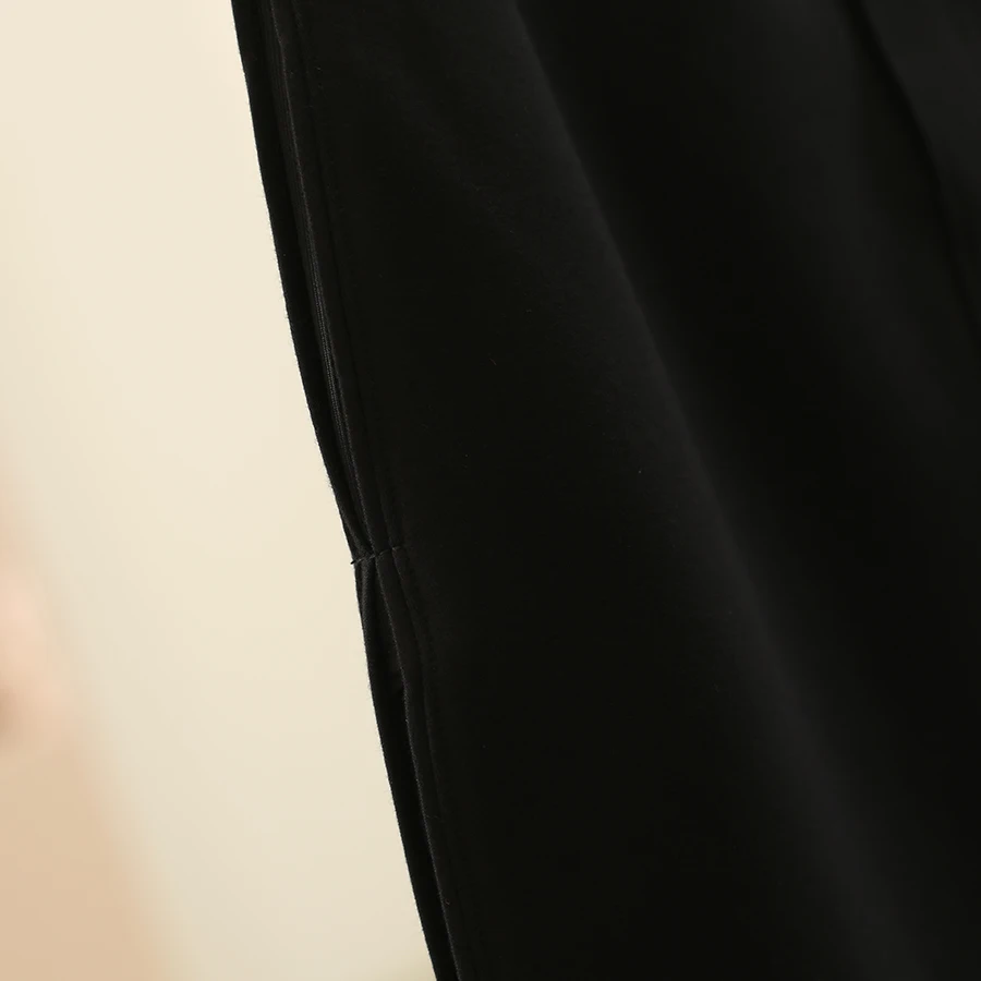 30代の女性が今流行りの服を選ぶとき、どうすれば失敗しないのか？