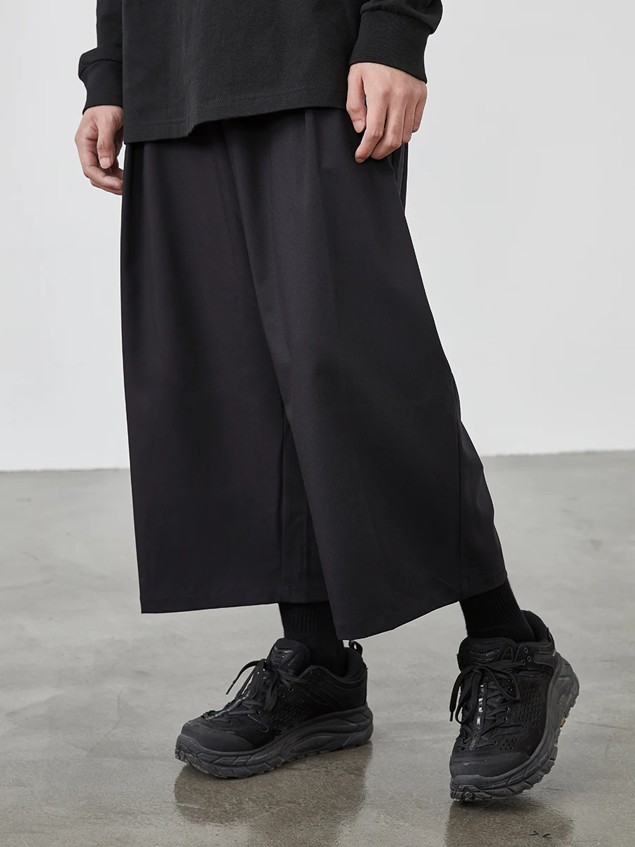 engineered garments パンツはどう選ぶ？Praleの液体窒素加工ワイドパンツが解決する、着心地とエコロジカルさの悩み