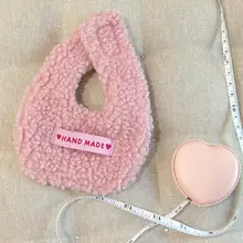 羊羔毛製 ペット用エプロン【冬用・汚れ防止・可愛いデザイン】