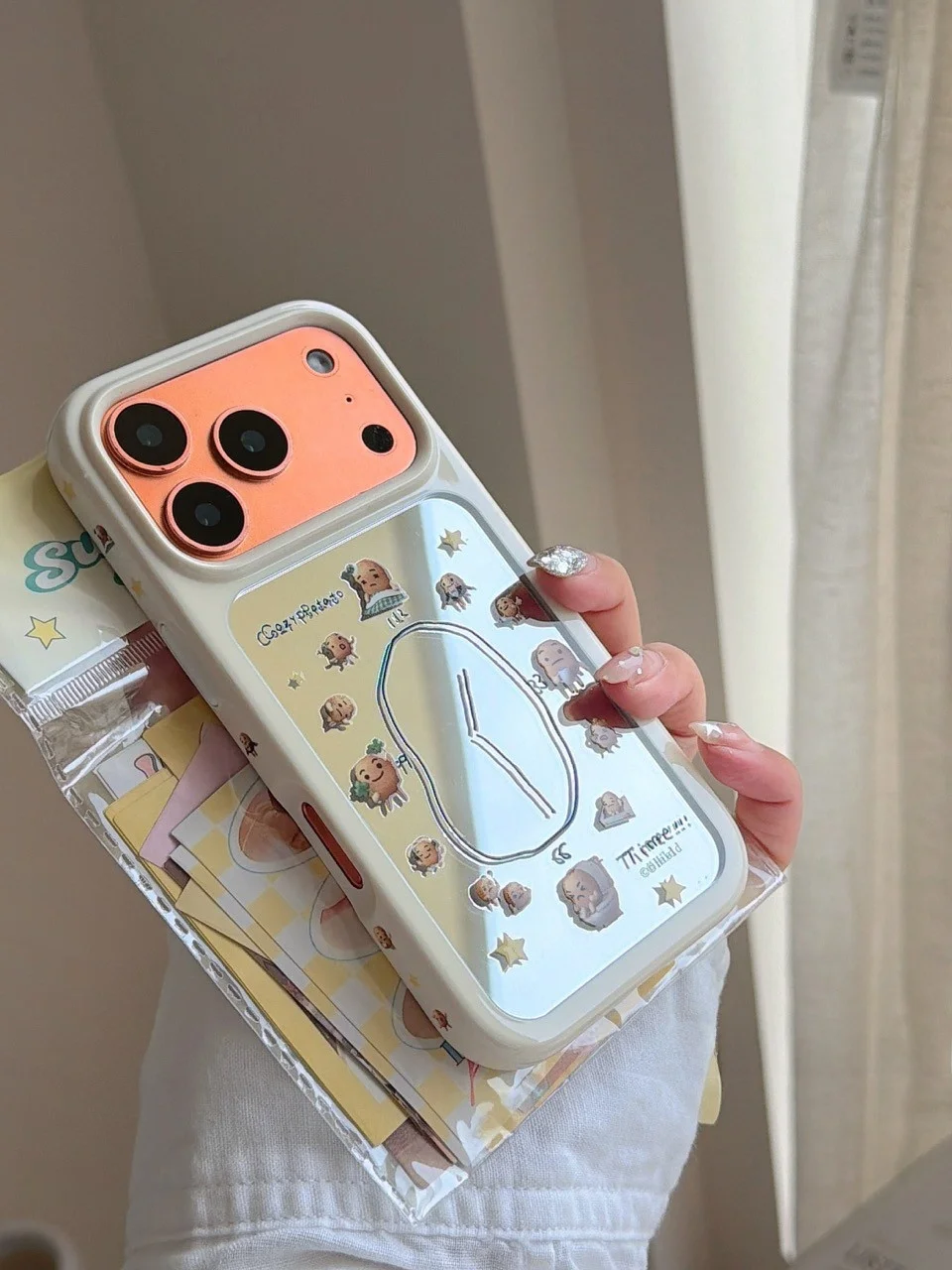 スマホ時計 色変更 できるか確認：趣味の鏡面時計デザインiPhoneケースの実用性と制限