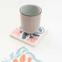 北欧スタイルの吸水速乾コースター【植物・花柄・硅藻土製】