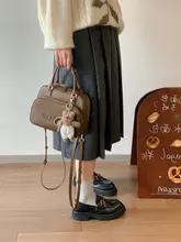 レトロなデザインの大容量ボーリングバッグ【通勤・斜め掛け・ハンドバッグ】