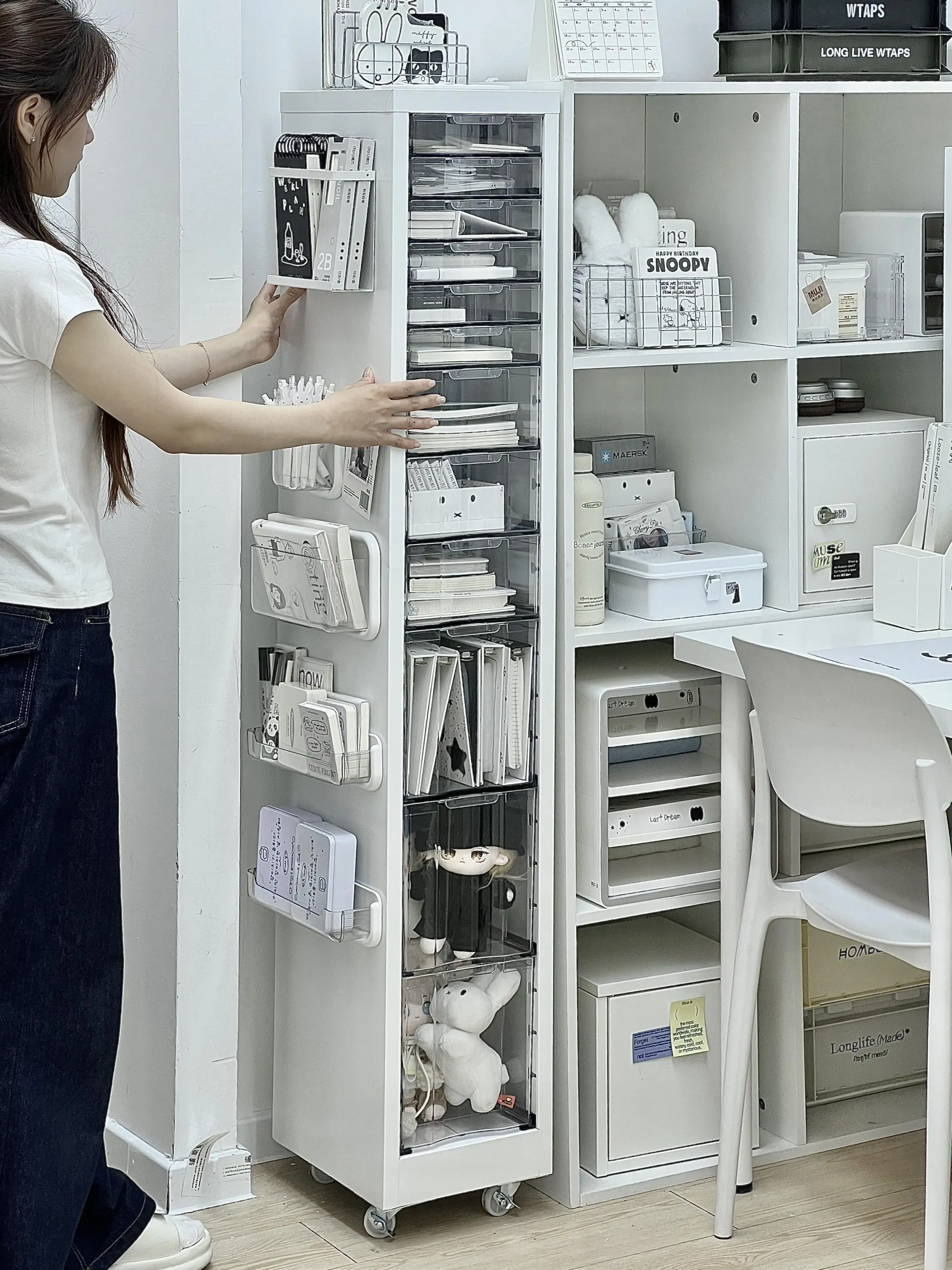 デスクサイド 鉄製ファイルキャビネット：A3・A4二つ折りファイルとフラットファイルのサイズ対応を徹底解説