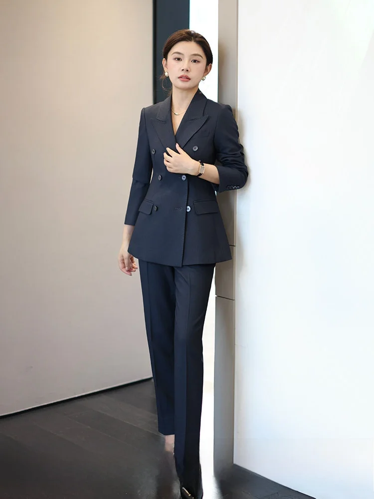 大人可愛い服 40代コーデの完全ガイド：ハイネックTシャツの選び方と着こなし術