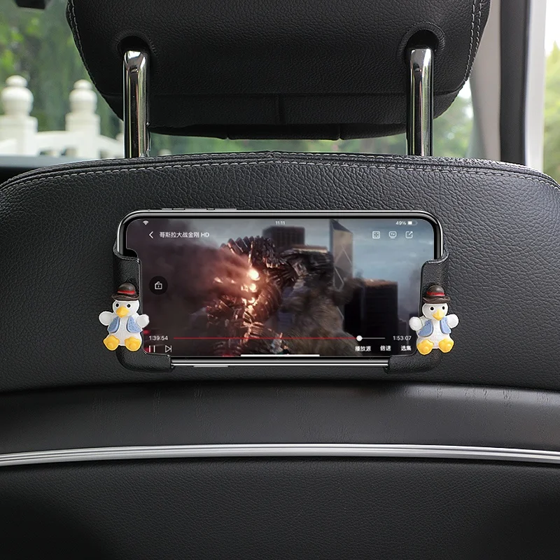 車載用スマホスタンド【貼り付け型・ナビ対応・縦横対応】の実用性と選び方
