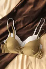 子墨 ブラジャー【ワイヤレス・三角カップ・薄手・小胸用・バストアップデザイン】