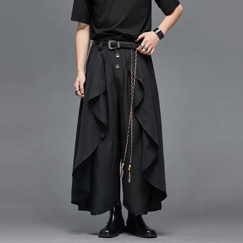 11月末に着るべき服は？アバンギャルドな中華風ワイドレッグパンツが今人気の理由とは？