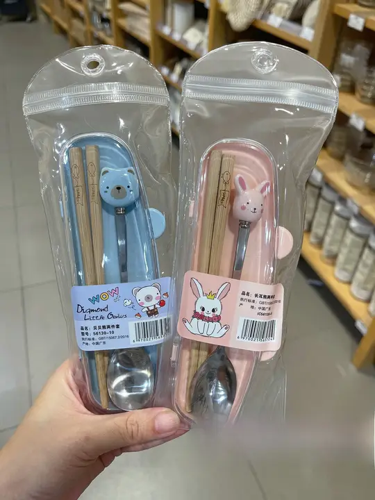 おしゃれなステンレス製子供用食器【木の箸・スプーン・持ち運び便利・衛生的】（セットアップ対応）