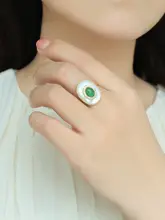 天然グリーンメノウと白貝母のリング【高級感あるデザイン・純銀金メッキ・サイズ調整可能】