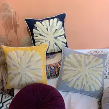 北欧スタイルの刺繍クッションカバー【全棉・イエロー・リビング用・おしゃれなデザイン】
