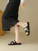 極上の柔らかさ！女性用サンダル【夏用・外出用・デザイン・フラット】
