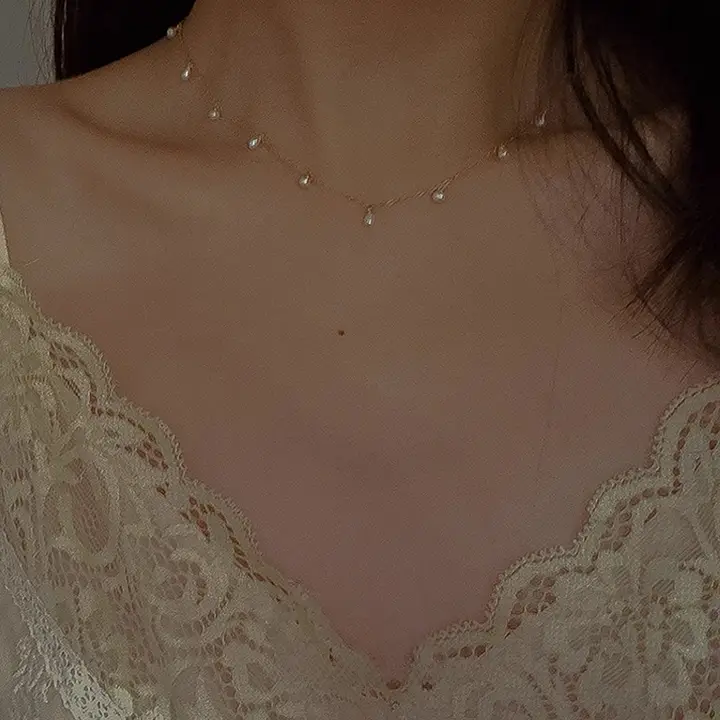 14Kゴールド仕上げの天然淡水ミニパールロックネックレス【シンプルデザイン・女性用】